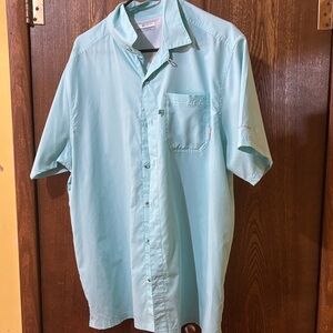 Columbia fishing gear light blue T-shirt